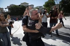 Δώρα Ζέμπερη: Διεκόπη για τις 12 Ιουλίου η δίκη - Είχε 14 χτυπήματα σε καρδιά και πνεύμονες