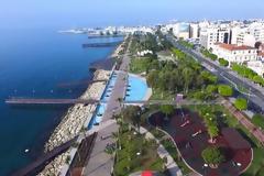 Λεμεσός: Είδαν τους αστυνομικούς και πανικοβλήθηκαν