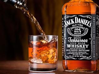 Φωτογραφία για Παίρνει «φωτιά» η τιμή του Jack Daniel’s στην Ευρώπη