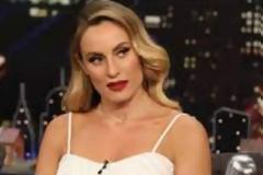 Ντροπή! Απίστευτη επίθεση στην Ελεονώρα Μελέτη επειδή γέννησε με καισαρική!