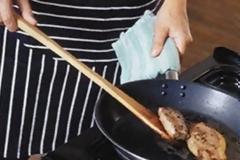 Πώς φεύγει η μυρωδιά της τηγανίλας από το σπίτι