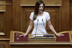 Αχτσιόγλου: Θα χρηματοδοτηθούν με έως 150.000 ευρώ κοινωνικές επιχειρήσεις