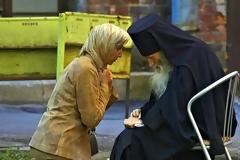 «Κουράστηκα πάτερ μου, να λέω από αύριο τέλος, και όχι μόνο αυτό να μην έρχεται αλλά το πάθος μου να μεγαλώνει ...»