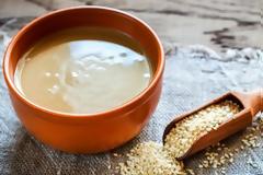 Γιατί πρέπει να τρως μία κουταλιά ταχίνι καθημερινά;