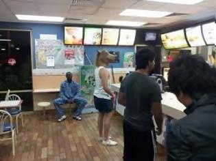 Φωτογραφία για ΠΡΟΣΟΧΗ - ΒΟΜΒΑ από τα McDonalds: 13 αλήθειες που δεν σου λένε οι υπάλληλοι των fast foods