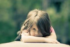 5 αρνητικές παιδικές εμπειρίες που διαμόρφωσαν τον χαρακτήρα μας ως ενήλικες