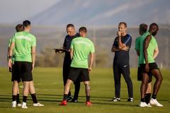 Ο Δώνης ζήτησε επειγόντως μεταγραφές