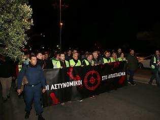 Φωτογραφία για Ένωση Αθηνών: Δε θέλουμε πολλά, το μόνο που ζητάμε ΑΞΙΟΠΡΕΠΕΙΑ - Διαμαρτυρία την Τετάρτη στην Καισαριανή