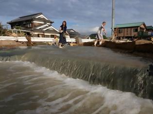 Φωτογραφία για Βιβλική καταστροφή στην Ιαπωνία: 122 νεκροί και δεκάδες αγνοούμενοι από τις πλημμύρες