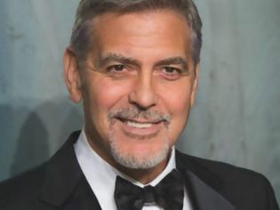 Φωτογραφία για Στο νοσοκομείο ο George Clooney: Παρασύρθηκε από αυτοκίνητο - Δείτε εικόνα από το σημείο