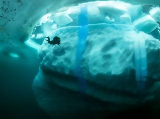 Φωτογραφία για Παγόβουνα κάτω από την επιφάνεια της θάλασσας