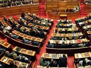 Φωτογραφία για Αυξήθηκαν επί ΣΥΡΙΖΑ οι υπάλληλοι στη Βουλή