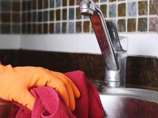Φωτογραφία για Εστία μικροβίων οι πετσέτες κουζίνας: Τι ασθένειες προκαλούν