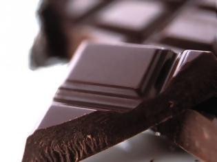 Φωτογραφία για Γιατί είναι καλό να τρώτε ένα κομματάκι μαύρη σοκολάτα την ημέρα