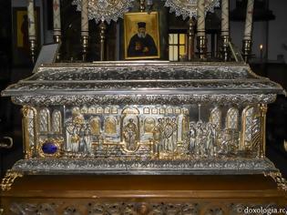 Φωτογραφία για Τα Ιερά Λείψανα του Αγίου Νικολάου Πλανά, προστάτη των παντρεμένων (φωτογραφίες)