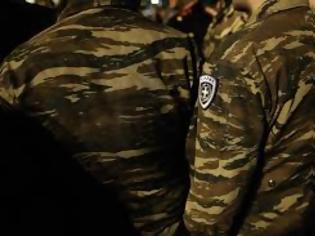 Φωτογραφία για Αγωνία για τον λοχία στη Λέσβο: Μεταφέρεται επειγόντως στην Αθήνα μετά από πολύωρη επέμβαση