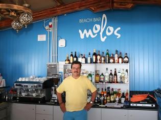 Φωτογραφία για Club MOLOS Πάλαιρος- Πογωνιά: Με απίστευτη θέα στη θάλασσα και κοσμοπολίτικη ατμόσφαιρα!