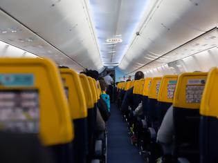 Φωτογραφία για Αναστάτωση σε 50 χιλιάδες επιβάτες για πτήσεις 50.000 επιβατών - Εκατοντάδες ακυρώσεις πτήσεων