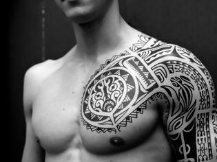 Φωτογραφία για Ωχ Παναγιά μου - Δες πώς γίνονται τα τατουάζ όταν γεράσεις... [photos]