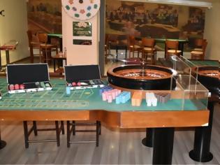 Φωτογραφία για «μίνι καζίνο» στην Αττική - Έξι συλλήψεις