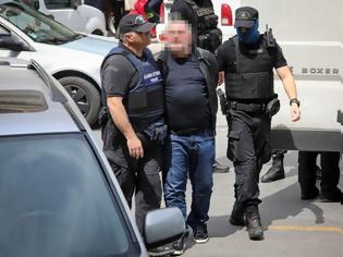 Φωτογραφία για Στο Ανώτατο Δικαστήριο το «Λίπος» υπό δρακόντεια μέτρα ασφαλείας – «Αγχώνομαι αν θα πεθάνει μέσα στο δικαστήριο» είπε η Ζωή Κωνσταντοπούλου