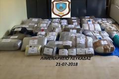 Λευκάδα: Εντοπίστηκαν 375 κιλά κάνναβης σε ακυβέρνητη λέμβο