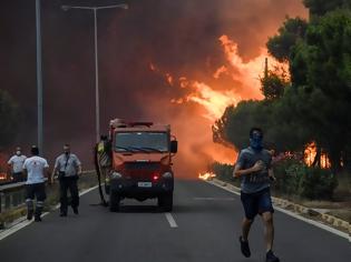 Φωτογραφία για Σε κατάσταση έκτακτης ανάγκης η Αττική – ανεξέλεγκτη η πυρκαγιά στο Μάτι