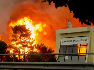 Φωτογραφία για Εθνικό πένθος με δεκάδες νεκρούς, πάνω από 100 τραυματίες, ανυπολόγιστες καταστροφές από τον πύρινο όλεθρο