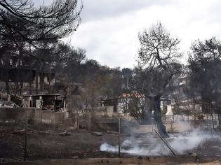 Φωτογραφία για Νεκροτομείο Αθηνών: Δραματικές στιγμές για τους συγγενείς των νεκρών από τη φωτιά στο Μάτι