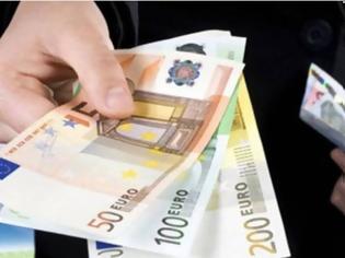 Φωτογραφία για Φοιτητικό επίδομα: Πότε ανοίγει η πλατφόρμα - Δες πώς θα πάρεις 1.000 ευρώ