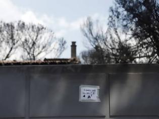 Φωτογραφία για Φωτιά Μάτι: ΣΥΓΚΛΟΝΙΖΟΥΝ τα μηνύματα στις αυλόπορτες των σπιτιών... [photos]