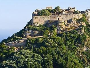 Φωτογραφία για 10 τέλεια κάστρα στα ελληνικά νησιά [photos]