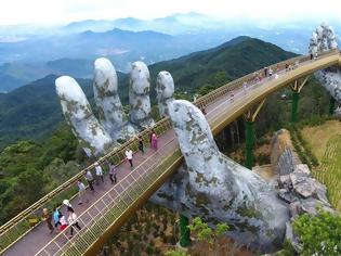 Φωτογραφία για Στα χέρια ενός γίγαντα η Χρυσή Γέφυρα που αποπλανεί το Βιετνάμ [photos]