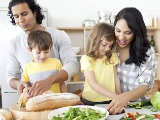 Φωτογραφία για Θέλετε γερό ανοσοποιητικό; Μασάτε καλά την τροφή σας!