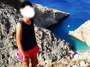 Φωτογραφία για Κρήτη: Τραγική ειρωνία για τον άτυχο νεαρό - Λίγες μέρες πριν φωτογραφήθηκε στην παραλία που θα άφηνε την τελευταία του πνοή