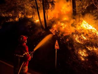 Φωτογραφία για «Βιβλική» καταστροφή προβλέπουν οι ειδικοί: Έρχονται ισχυρότερες και φονικότερες πυρκαγιές