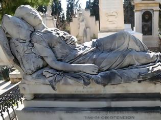 Φωτογραφία για Κοιμωμένη του Χαλεπά: Η ιστορία του περίφημου αγάλματος
