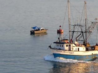 Φωτογραφία για Τουρκικά σκάφη παρενοχλούν ελληνικά αλιευτικά - Ερώτηση στη Βουλή