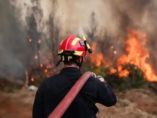 Φωτογραφία για Μεγάλη φωτιά στην Κρήτη – Σηκώθηκαν και τα δύο ελικόπτερα