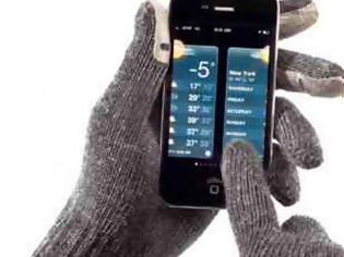 Φωτογραφία για Απίστευτο! Δείτε πως να χειρίζεστε smartphones με... γάντια! [video]