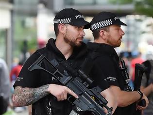 Φωτογραφία για Βρετανία: Ένοπλος άνοιξε πυρ κατά του πλήθους - 10 τραυματίες