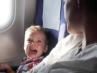 Φωτογραφία για Πώς να είναι ήσυχο το παιδί όταν ταξιδεύετε με αεροπλάνο
