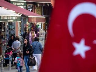 Φωτογραφία για Ραγδαίες εξελίξεις στην Τουρκία: Διακοπή διαπραγμάτευσης για τις μετοχές τριών τραπεζών