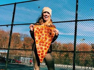 Φωτογραφία για Το καλύτερο πράγμα στον κόσμο είναι αυτή η τεράστια πίτσα
