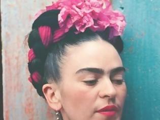 Φωτογραφία για Το στιλ της Frida Kahlo είναι πιο mainstream από όσο φαντάζεσαι