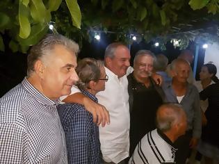Φωτογραφία για Ο πρώην πρωθυπουργός Κώστας Καραμανλής στο Κατωχώρι Λευκάδας (ΦΩΤΟ)