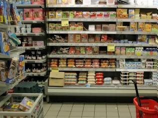 Φωτογραφία για Σούπερ μάρκετ- υγειονομική «βόμβα» στην Αττική – Δέκα τόνοι τρόφιμα επικίνδυνοι για την δημόσια υγεία