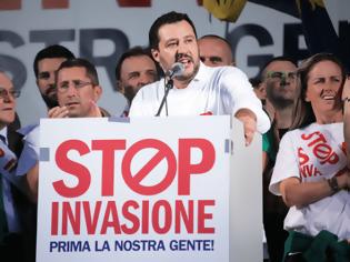 Φωτογραφία για Ιταλία - Η κυβέρνηση της Λέγκας του Βορρά αποκαλύπτει τους «ανθρωπιστές» υποκριτές στο θέμα της λαθρομετανάστευσης