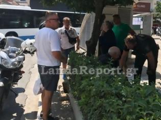 Φωτογραφία για Λαμία: Έπιασαν από το λαιμό 90χρονο γεροντάκι για να το ληστέψουν