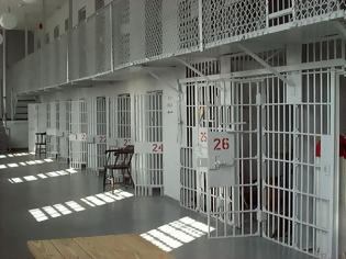 Φωτογραφία για Στις φυλακές Κορυδαλλού ο 32χρονος που κατηγορείται για 9 εμπρησμούς στην Εύβοια
